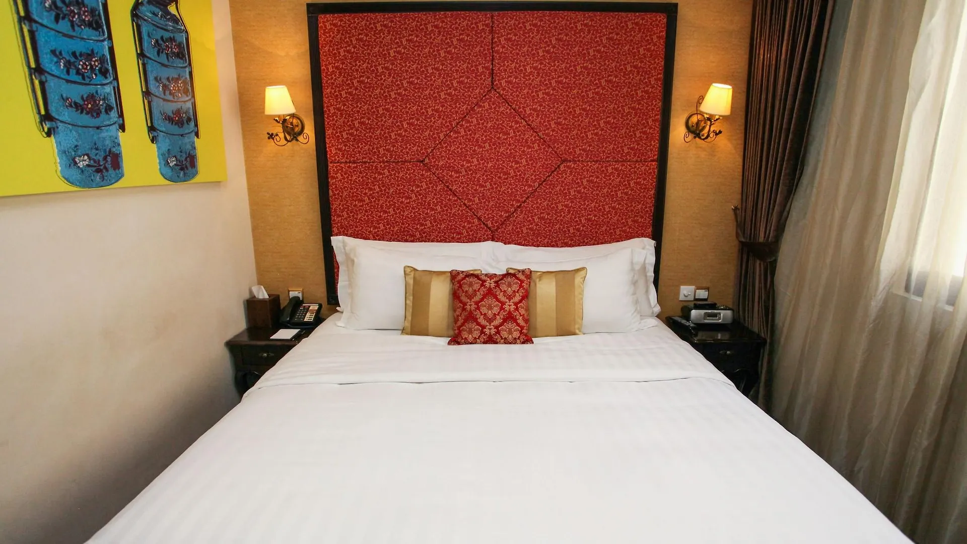 Nostalgia Hotel  Singapore 4*,  Singapore